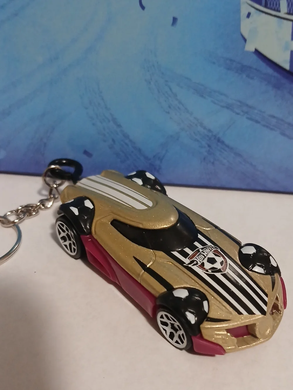 Hot Wheels Gold & Pink Soccer Car Keychain